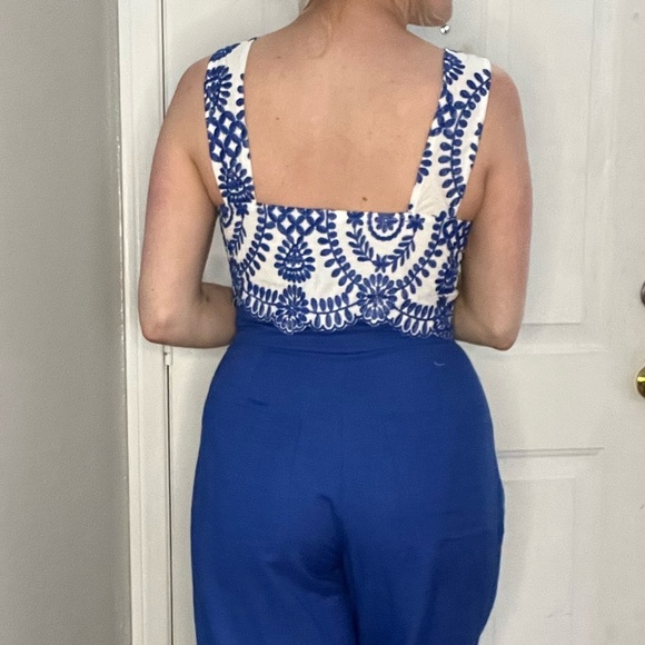 NWoT SHEIN• blue & white real embroidery cropped vest, scalloped hems; large - Picture 10 of 11